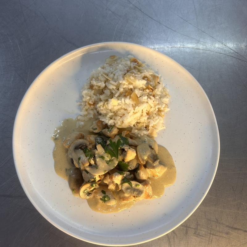 Frango Blanc com Amêndoas