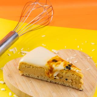 Fatia Torta Maracuja com Chocolate Branco - 120g