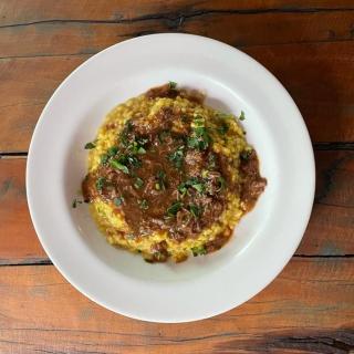 Risoto integral de açafrão e ragu de carne - 320g