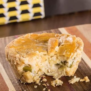 Empada de queijo com alho poró (3 unidades)