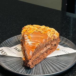 Bolo de chocolate com amêndoa - zero açúcar
