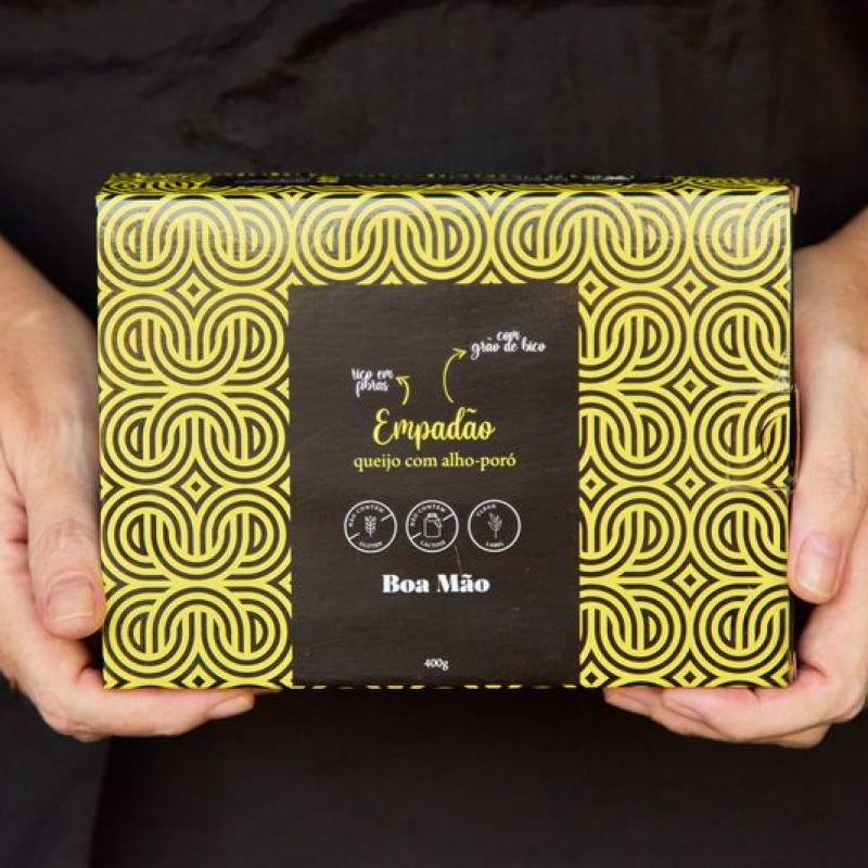 Empadão de queijo com alho poró