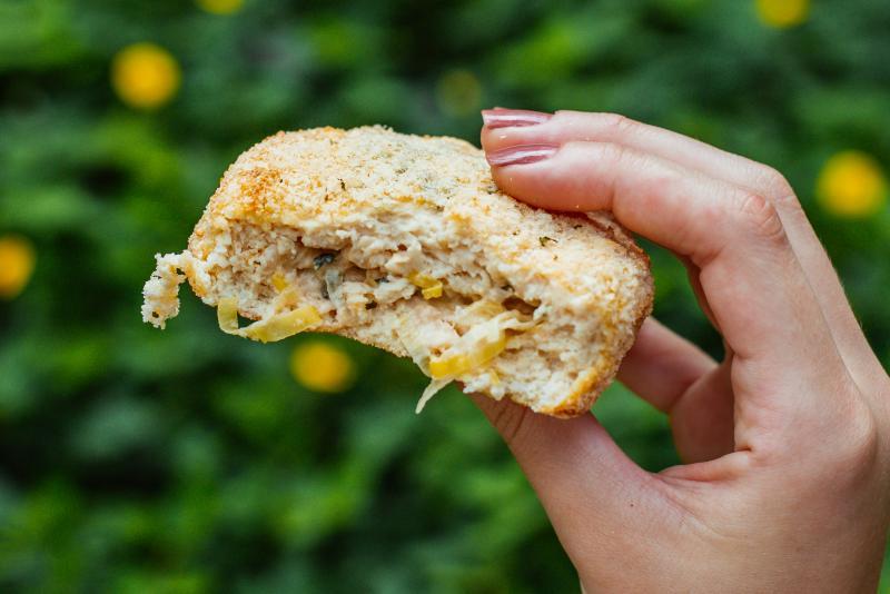 NUGFIT DE FRANGO - RECHEADO COM ALHO PORO