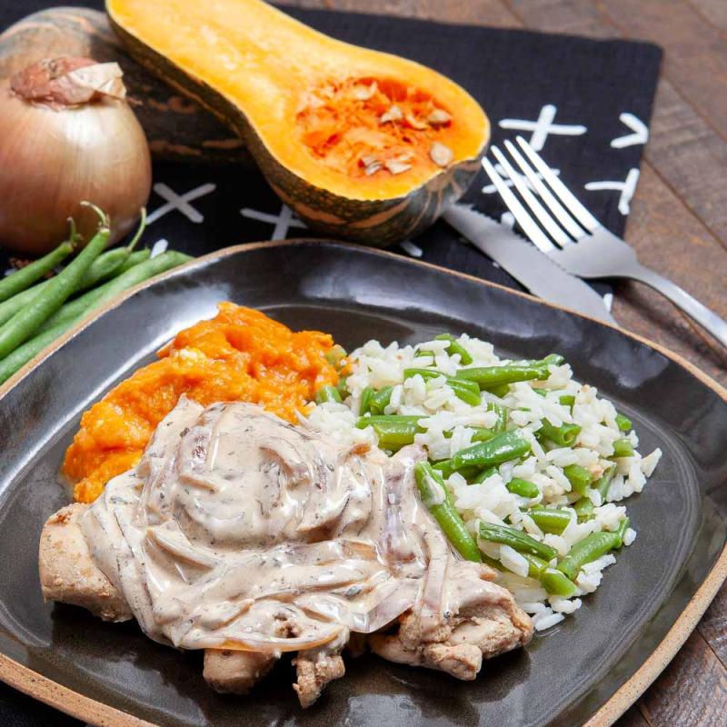 Frango com Creme Acebolado, Arroz com Vagem e Abóbora com Gorgonzola L+