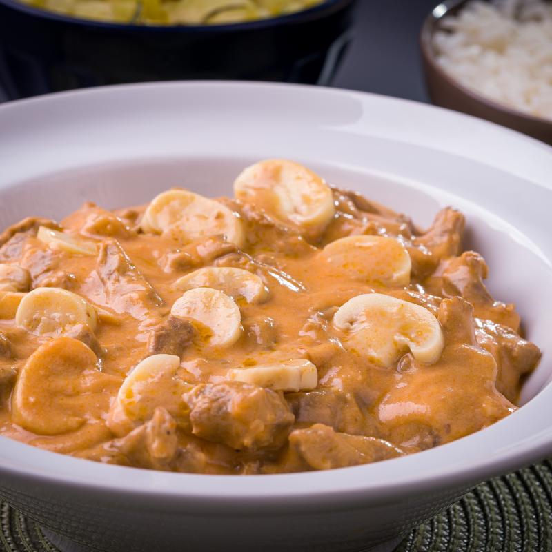 Strogonoff de frango cremoso em panela de pressão