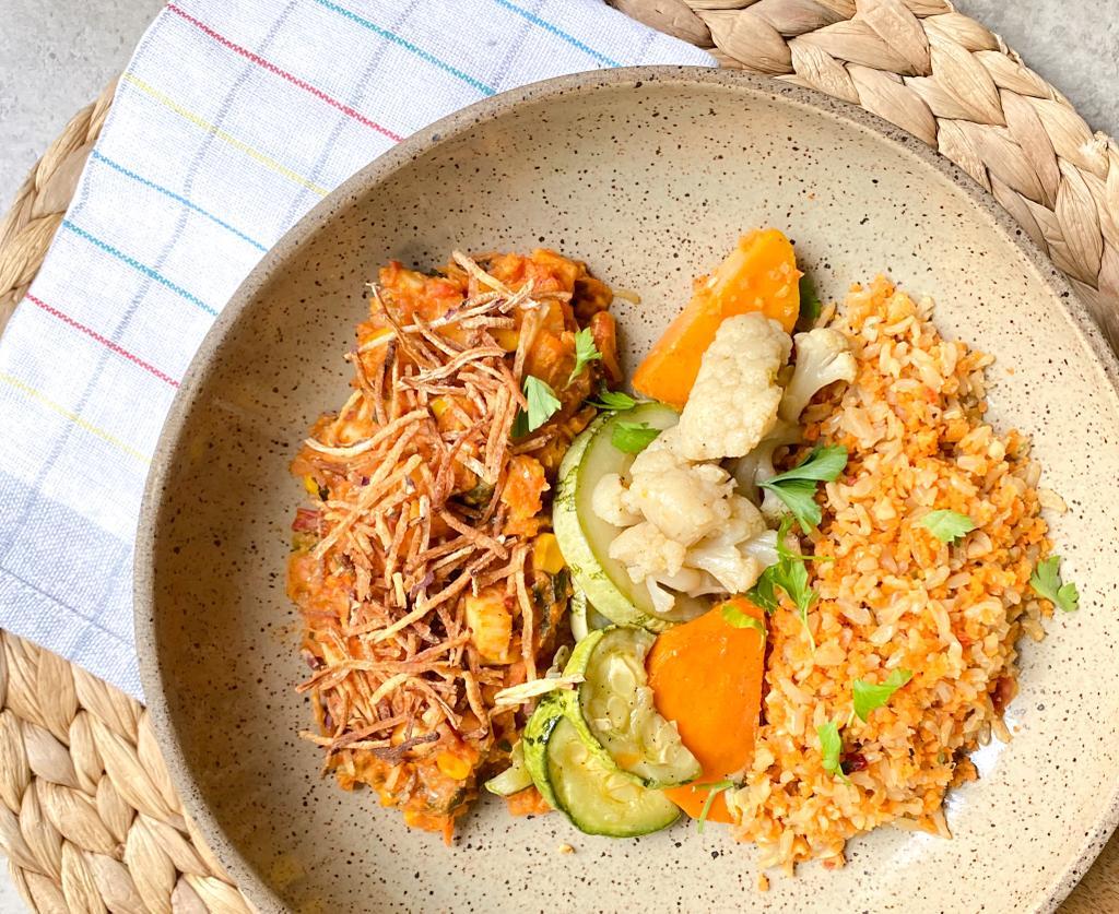 KIT v. Fricassé cremoso de palmito pupunha, arroz integral com cenoura e mix de legumes