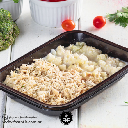 Lombo suino desfiado com couve-flor gratinado