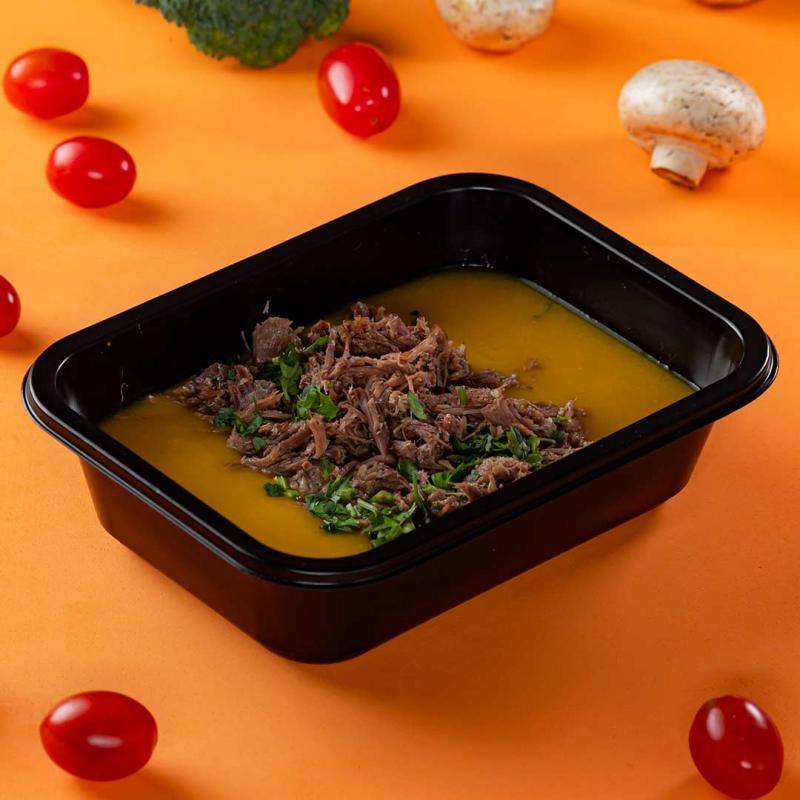Creme de abóbora cabotiá com carne desfaida desfiado