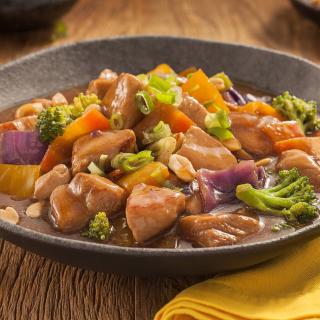 Cubinhos de frango com legumes ao molho oriental LOWCARB