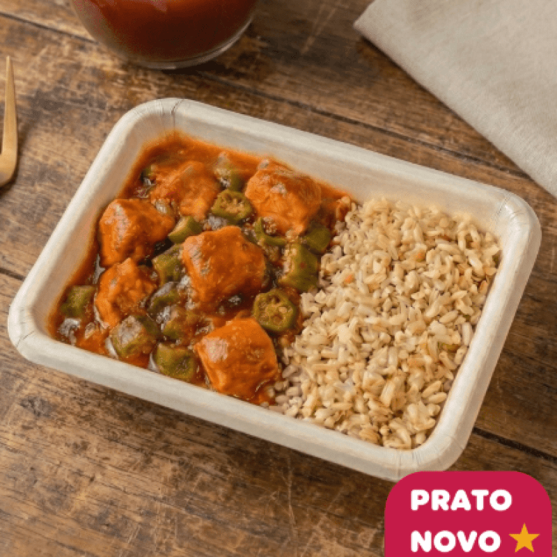 Frango com quiabo e arroz integral (Fit Mais)