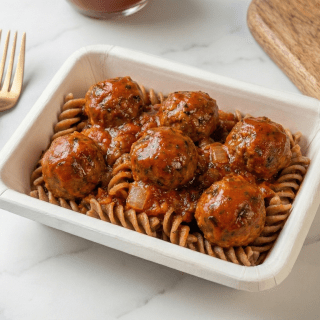 Almôndegas ao molho com fusilli integral (Fit Mais)