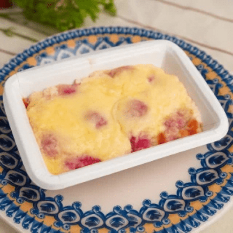 Nhoque de beterraba ao molho de quatro queijos VEGGIE