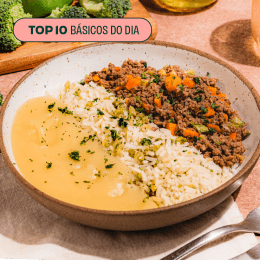 Carne moida com pure e arroz com brocolis