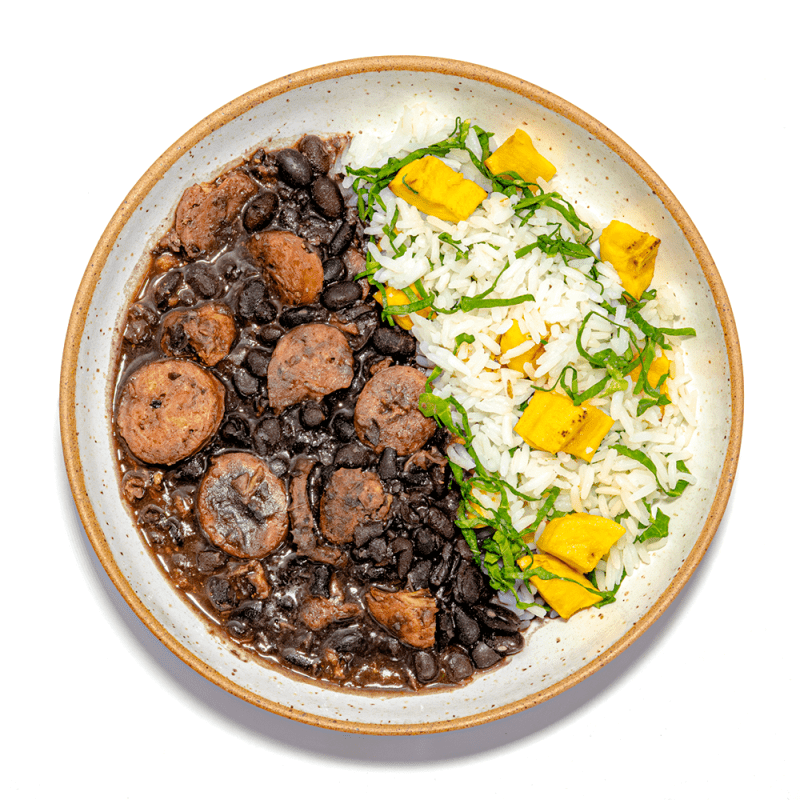 Feijoada com Mignon Suíno, Linguiça de Frango com Arroz, Banana e Couve