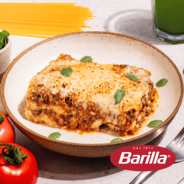 Lasanha à bolonhesa cremosa, feita com massa Barilla