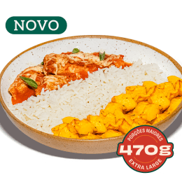 Parmegiana de Frango com Arroz Branco e Batata Assada
