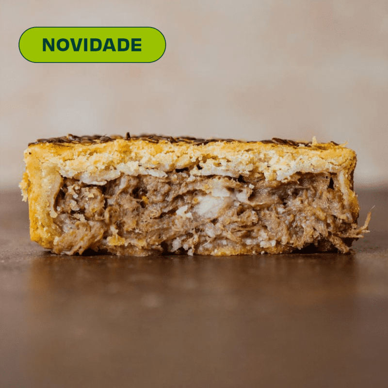 Torta de carne louca desfiada, sabor caseiro