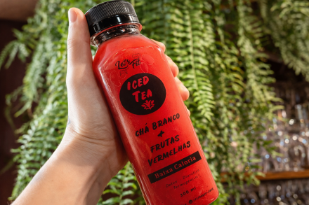 Chá Branco + Frutas Vermelhas