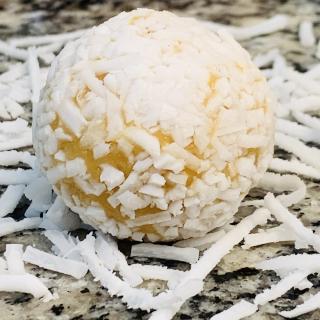Beijinho com doce de leite zero açúcar