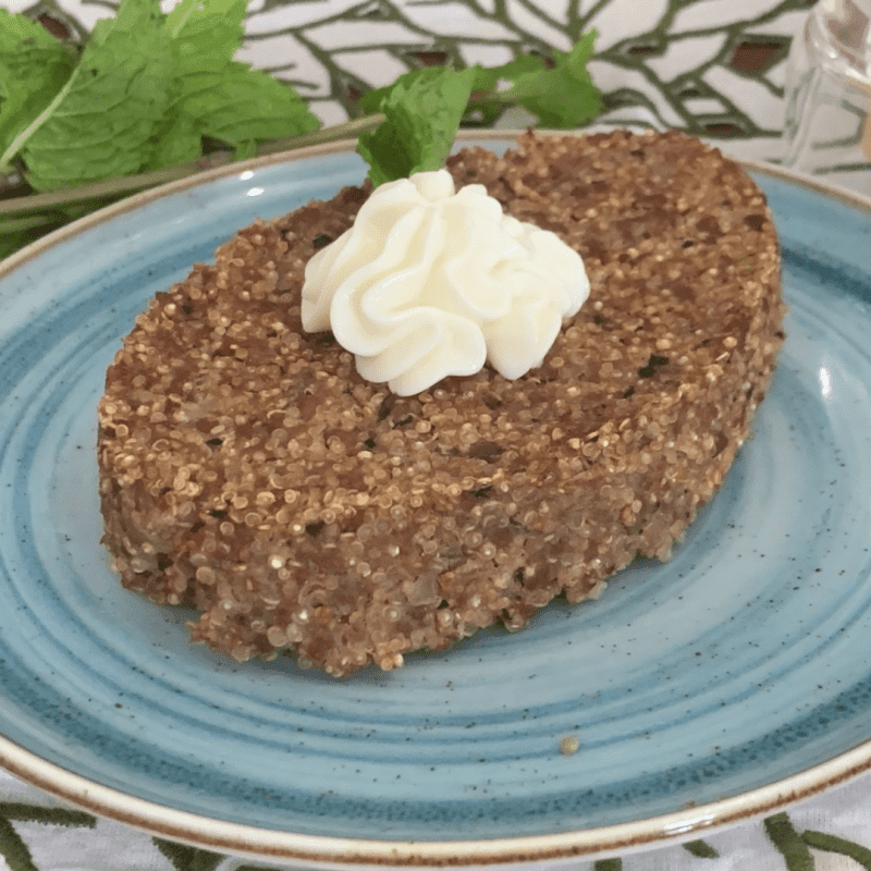 Kibe de carne com quinoa