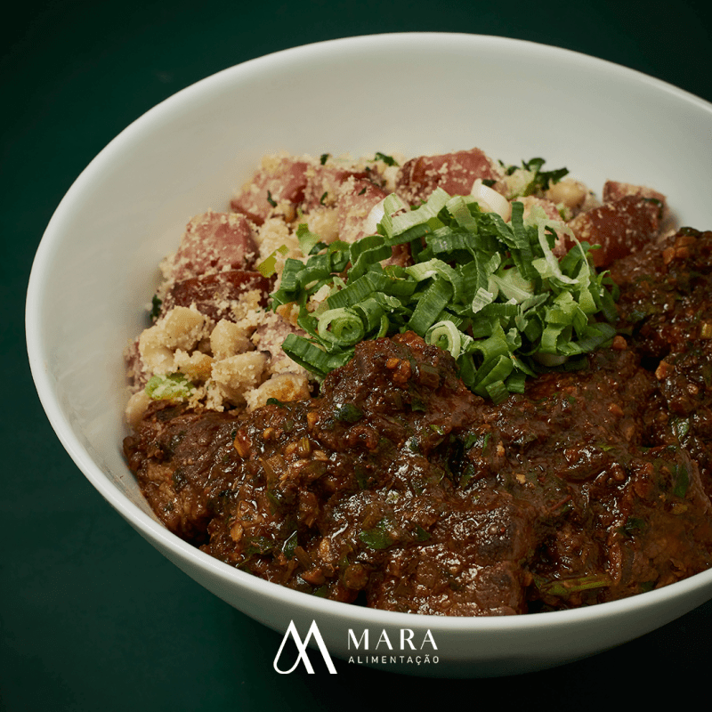 Carne de Panela com Feijão Tropeiro
