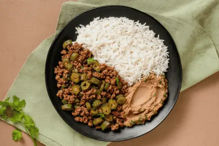 Carne Moída com Quiabo, Acompanha Tutu de Feijão e Arroz Branco