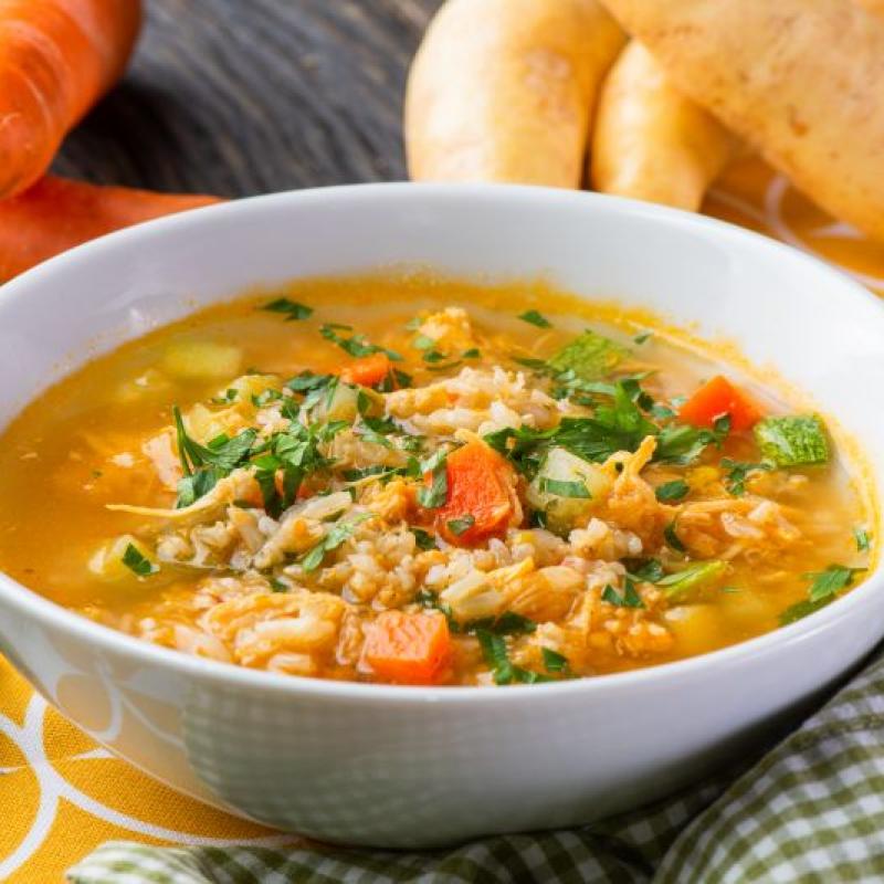 Canja Integral com Frango Desfiado e Legumes - BRINDE