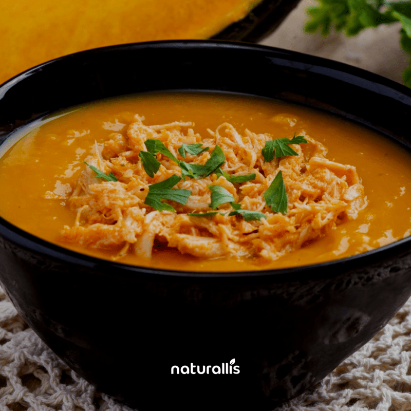 Sopa de Abóbora com Gengibre e Frango
