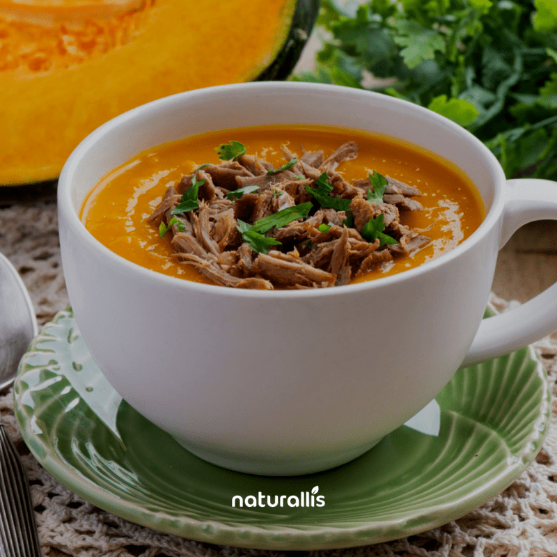 Sopa de Mandioca com Carne