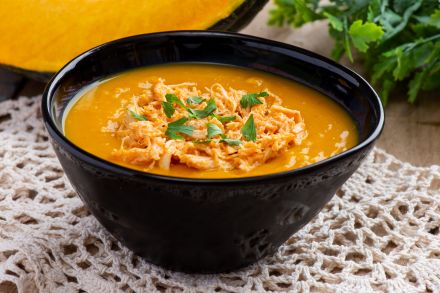 Sopa de Abóbora com Gengibre e Frango (400ml)
