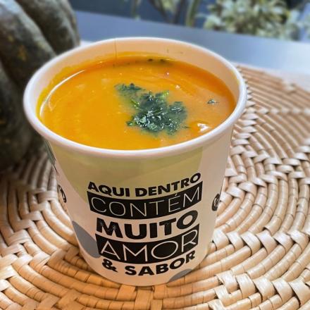 Creme de abóbora com carne seca