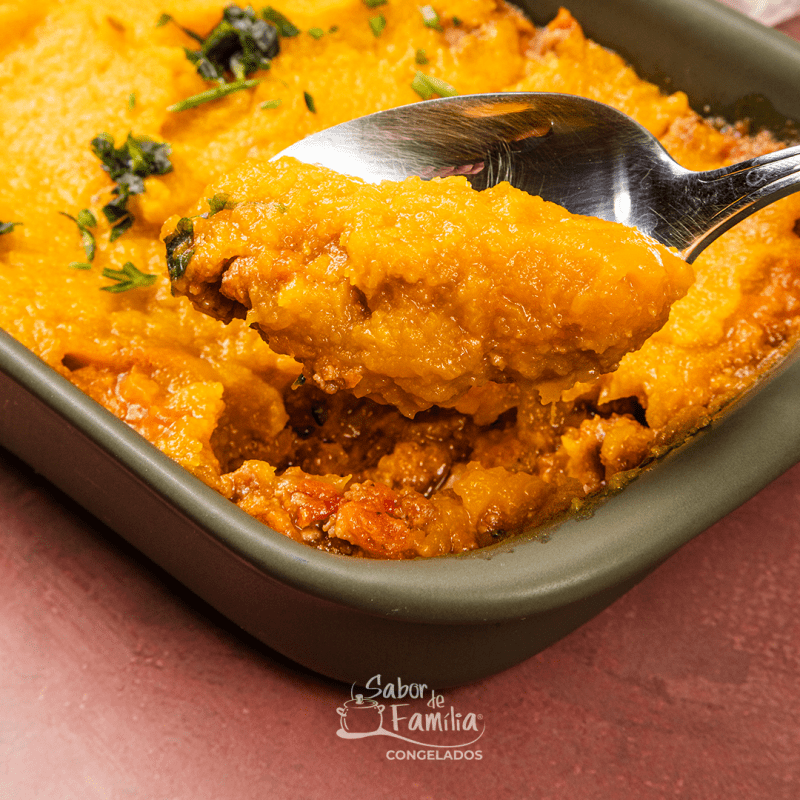 Escondidinho de Carne Moída com Cabotiá