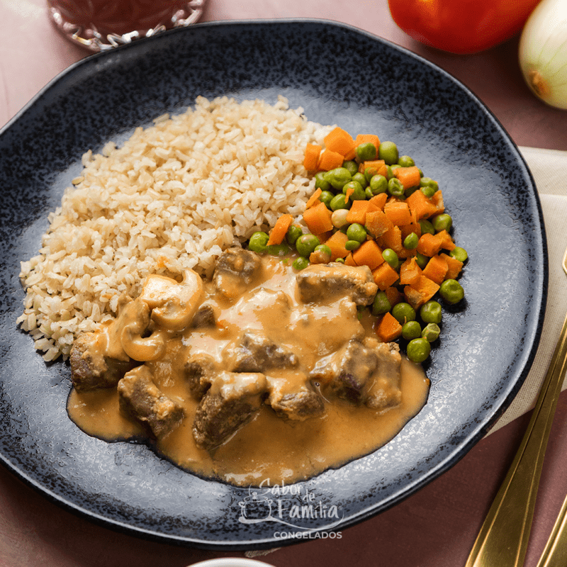 BF. Strogonoff de Carne