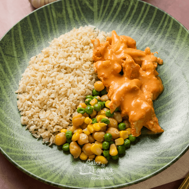 BF.  Strogonoff de Frango