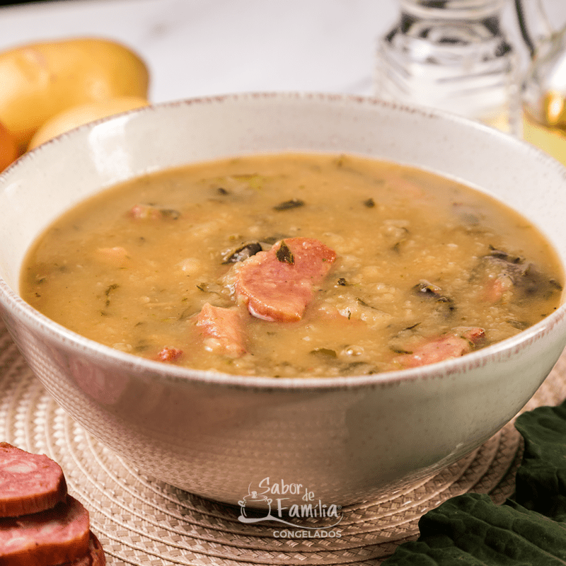 CALDO VERDE COM CALABRESA