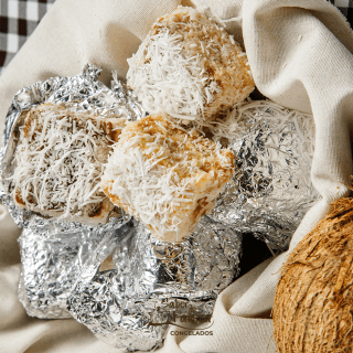 Bolo de Coco Gelado